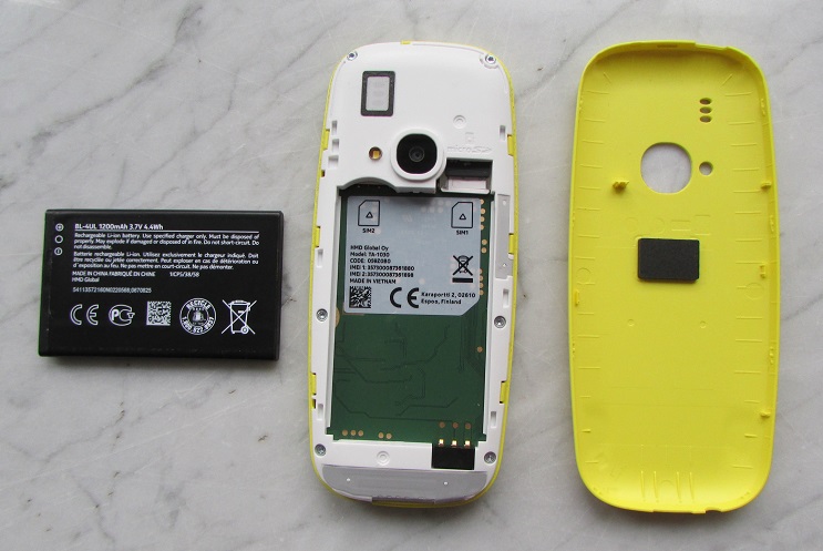 Nokia 3310 Akku und Akkudeckel tauschen