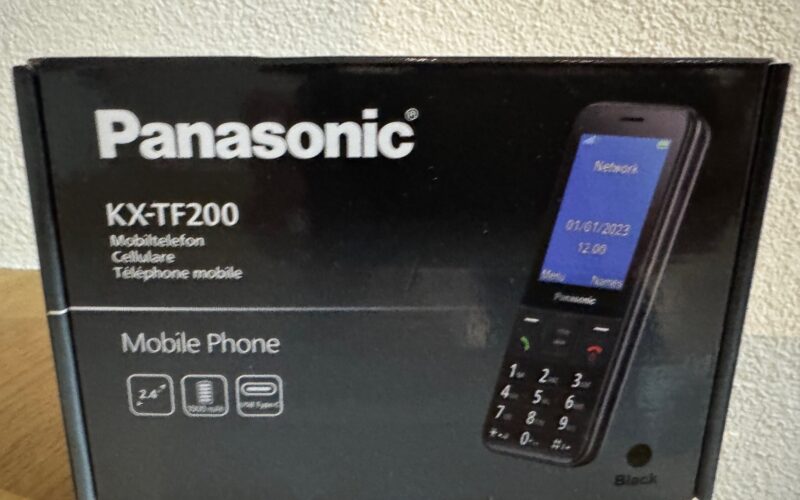 Handy kxft200 von Panasonic aus dem Jahr 2025