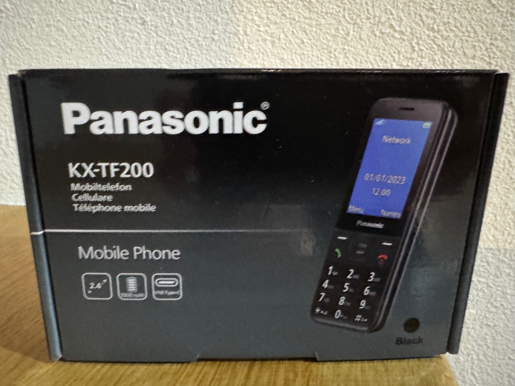 Handy kxft200 von Panasonic aus dem Jahr 2025